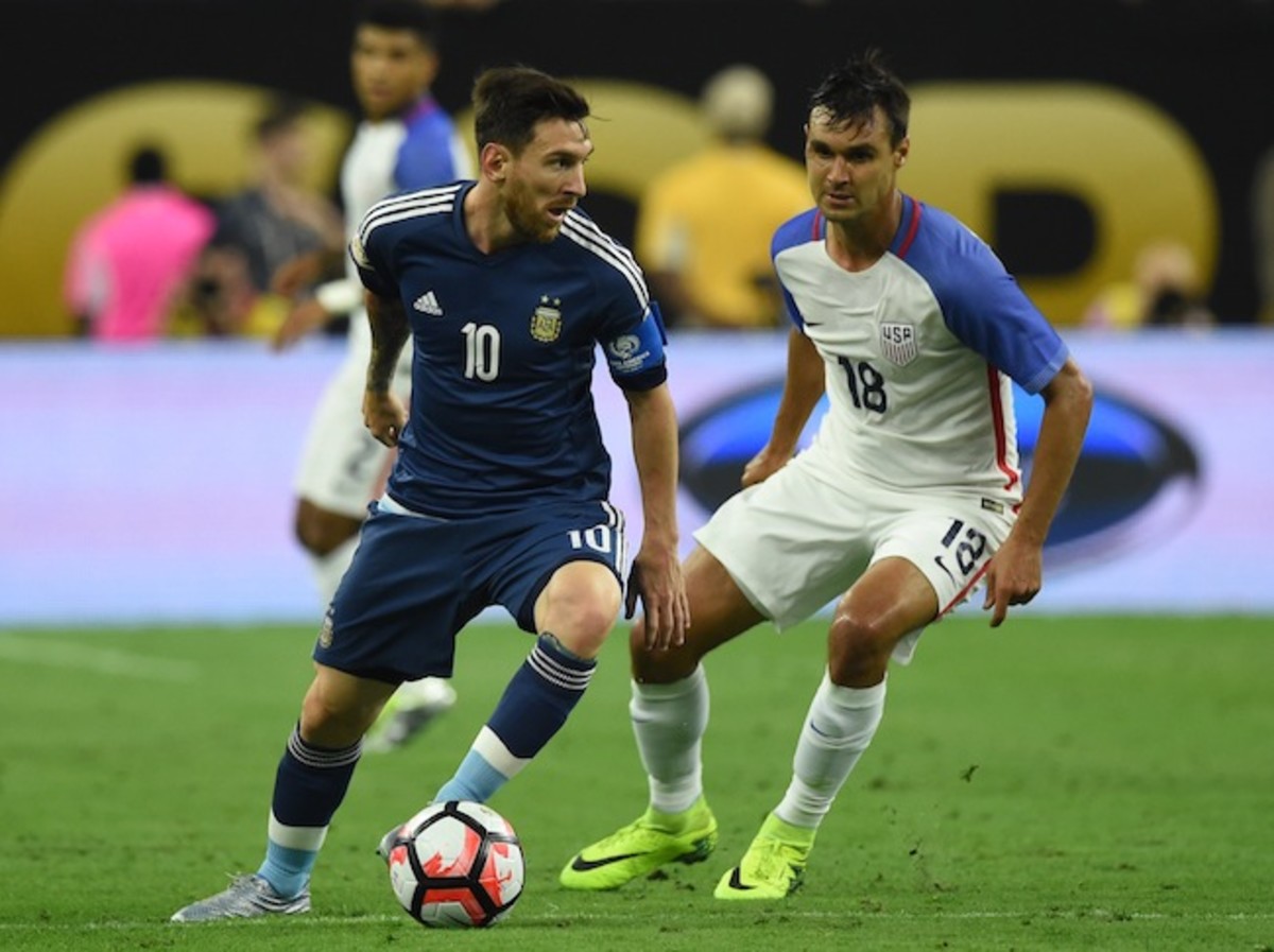 MessiVSUS.jpg